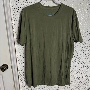 Lululemon Athletica Green Short Sleeve Tee